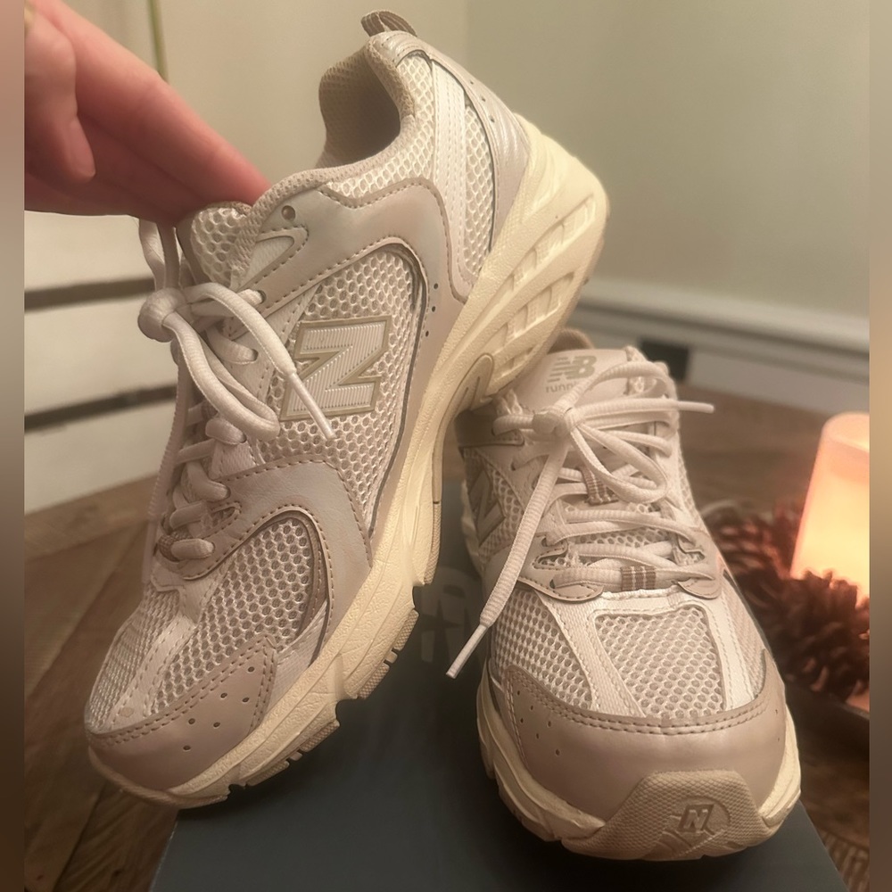 New Balance 530 Beige 8.5 - Picture 2 of 11